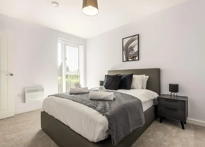 Contemporary 2 Bedroom In Appartement *